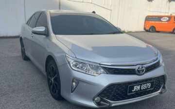 TOYOTA TOYOTA CAMRY HYBRID 2.5V AUTO G SPECS REG YEAR 2018